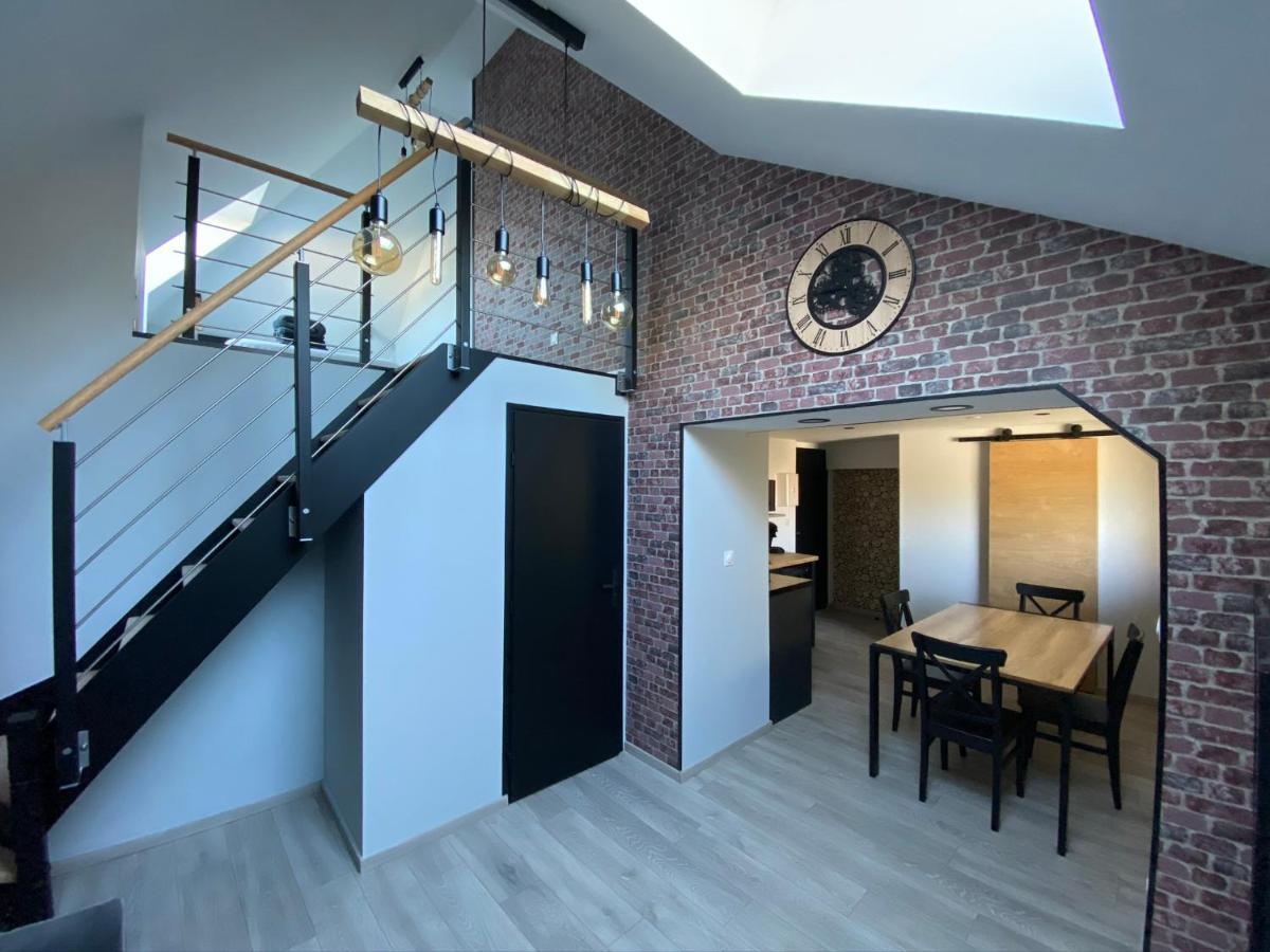 Logements Equipes A Onnaing Avec Espace Balneo En Option Proche Toyota, Autoroute Et Valenciennes Экстерьер фото